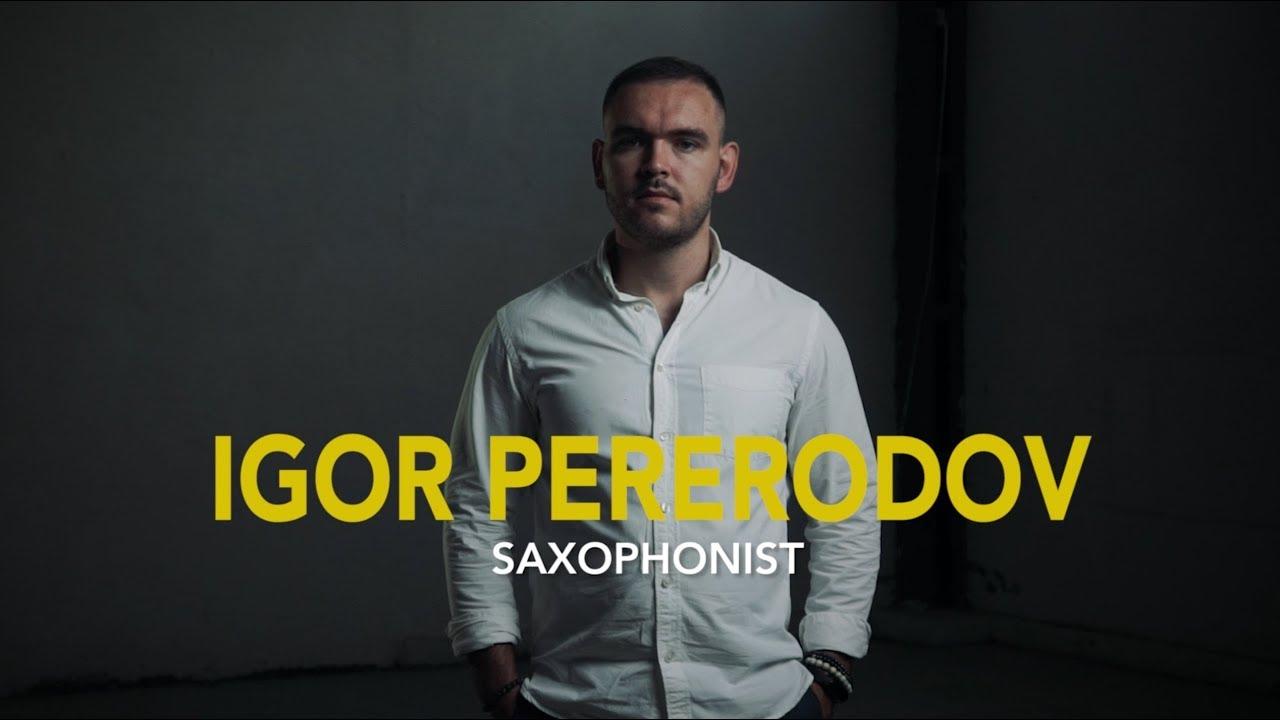 Igor Pererodov performing live saxophone, video 1