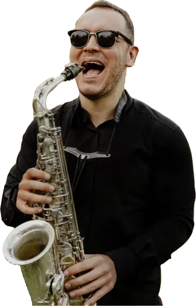 Igor Pererodov, wedding saxophonist in San Diego, playing alto sax